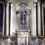Dans une des chapelles de la cathédrale se trouve l'oeuvre la plus précieuse du sanctuaire: la Virgen de la Majestad (sculpture romane en bois plaquée d'argent)