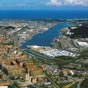 Avilès est le premier port de pêche des Asturies et le deuxième port commercial après Gijon. Elle compte 79514 habitants aujourd'hui.