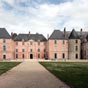 Le château de Meung-sur-Loire est une ancienne résidence fortifiée. Il fut construit à partir du XIIème siècle et servit tour à tour de résidence des évêques d'Orléans et de prison, dont François Villon fut le captif le plus célèbre, durant un été. Il échappa à une mort certaine, grâce à la clémence de Louis XI, de passage à Meung.