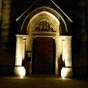 Départ très tôt de Le Barp : l'église du village est illuminée et son portail attirant !