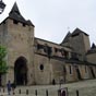 Oloron : Cathédrale fortifiée Sainte-Marie avec sa tour et son porche...