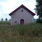 Un peu moins d'une heure après notre départ de Sorde:Une petite chapelle désaffectée voire abandonnée se situe à droite de notre chemin.