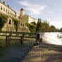 Sorde-L'Abbaye est située aux portes du Pays d'Orthe, ses terres sont arrosées par le gave d'Oloron, affluent du gave de Pau. Sur le Gave se trouve depuis 1920 une centrale hydroélectrique. Auparavant, il y avait le moulin de l'abbaye au même endroit.