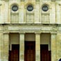 La synagogue est construite en 1837 dans le quartier Saint-Esprit, au nord de la localité. La communauté juive de Bayonne est ancienne. Elle est constituée de différents groupes de fugitifs de Navarre et du Portugal, établis à Saint-Esprit-lès-Bayonne après l'expulsion des Juifs d'Espagne en 1492 et du Portugal en 1496.