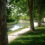 Saint-Amand-Montrond : Le canal du Berry.