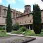 Le musée des Augustins est le musée des beaux-arts de Toulouse. Créé par décision du 23 décembre 1793 et ouvert en 1795, il est abrité dans l'ancien couvent des Augustins. Il rassemble des collections importantes de peinture et de sculpture. Photo du Cloître principal avec sa reconstitution de jardin.