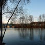 La Loire, ce dernier grand fleuve sauvage français s'est apaisé en traversant Tours.