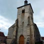 Le Veurdre : L'église Saint-Hippolyte date du XIe siècle et a été remaniée à plusieurs reprises (photo Jack Trouvé).