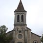 Cabrerets: Le façade de l'église Saint Pierre