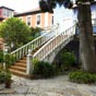 Muros de Nalon: On accède à la Casa Altamira par un escalier très typique!