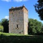 Castroverde: La Tour de l'Hommage est le seul vestige de l'ancien château de Lemos qui appartenait aux seigneurs féodaux d'Altamira