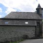 Borce : L’église Saint-Michel, rénovée au XVIIe siècle présente un bénitier remarquable en calcaire noir orné d’une coquille Saint-Jacques, d’un bourdon et d’un masque barbu.