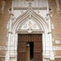 Le portail de la chapelle de Cahuzac.
