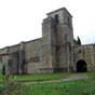 Tarrueza localisé 3,3 km après notre départ: l'église forteresse Santa Cecilia