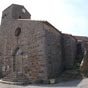Nous sommes à Usclas-du-Bosc...L'église Saint-Gilles a une abside du XIIe siècle, un clocher du XIVe siècle...