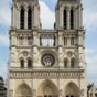 Honneur à la Cathédrale Notre-Dame de Paris en la plaçant en première position de nos photos que vous allez découvrir au fil des étapes... C'est la première des grandes cathédrales classiques, elle se trouve à l'évolution de l'art gothique. Sa construction a commencé en 1163.