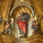 Eglise de Santiago: belle statue de l'apôtre Saint Jacques entourée de deux superbes pèlerins...