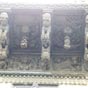 La façade du palais est surmontée d'un des plus spectaculaires avant-toit en bois de Navarre. treize modillons représentent des animaux fantastiques entrain d'attraper des têtes humaines, flore et fruits exotiques et arrière plan  avec des indiens et figures grotesques.
