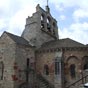 Saint-Alban-sur-Limagnole : L'église romane Sain-Alban a été remaniée à diverses époques.